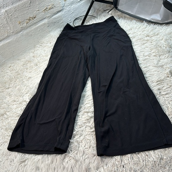 lululemon athletica Pants - Lululemon Align Super-High-Rise Wide-Leg Crop 23" Black